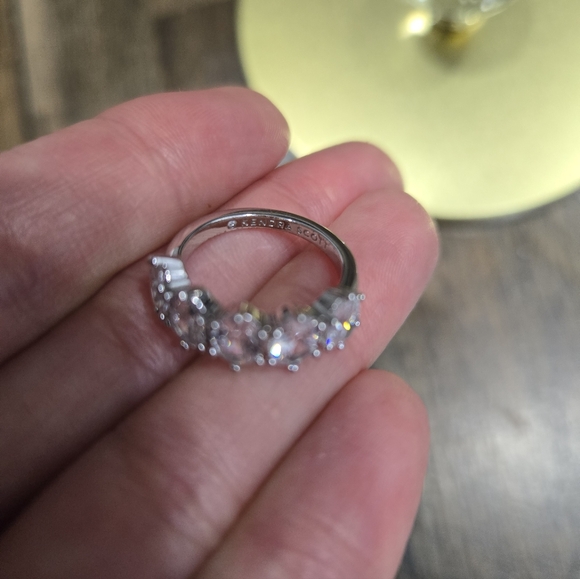 Kendra Scott Cailin Ring - Picture 4 of 11